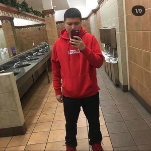 Meet your Posher, Adrian